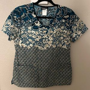 Women’s Cherokee scrub top